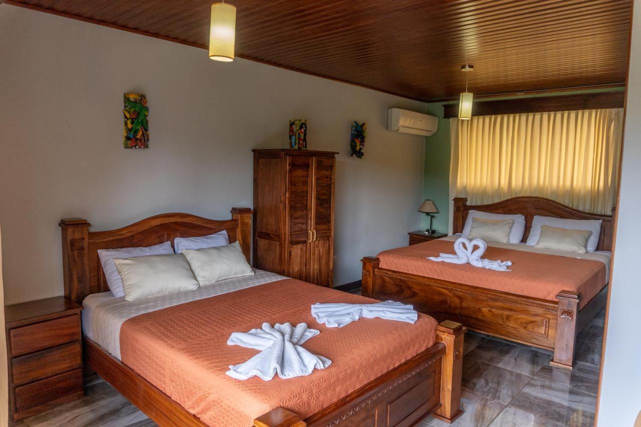 Hotel Margarita And Tour Operator Drakes Bay 外观 照片