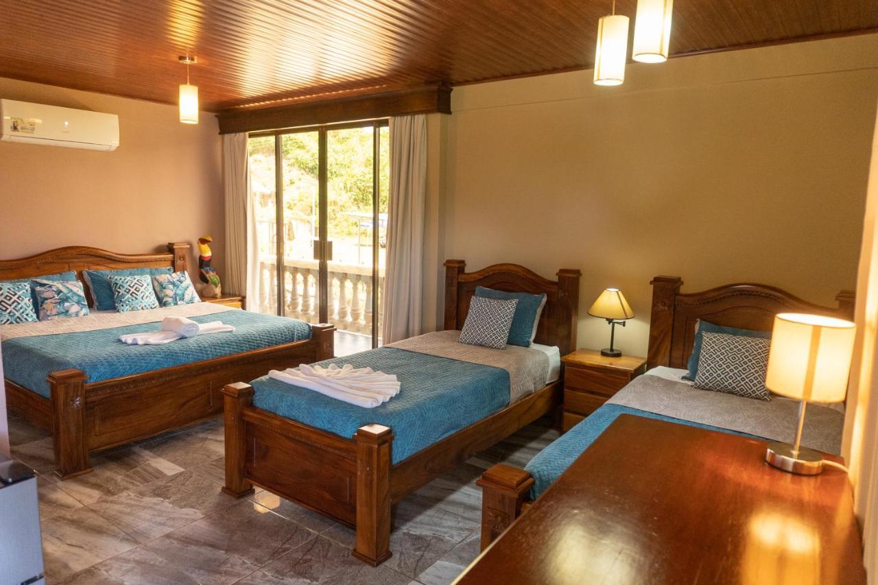 Hotel Margarita And Tour Operator Drakes Bay 外观 照片