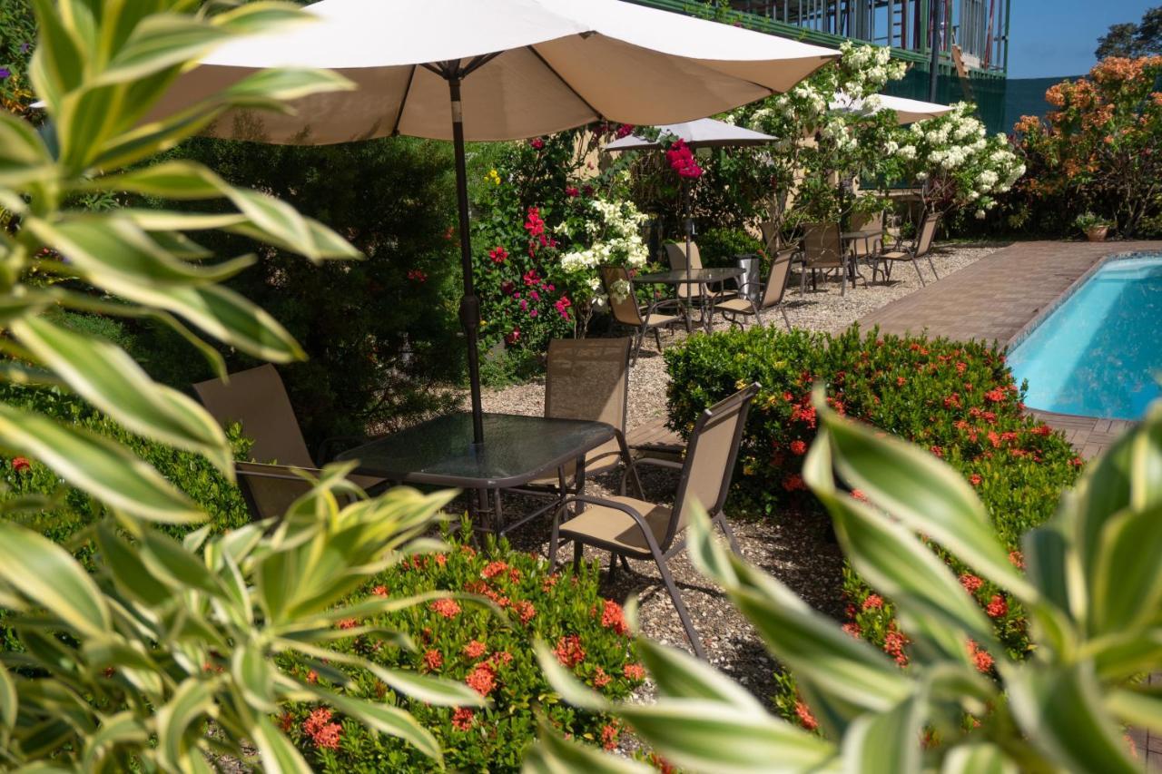 Hotel Margarita And Tour Operator Drakes Bay 外观 照片