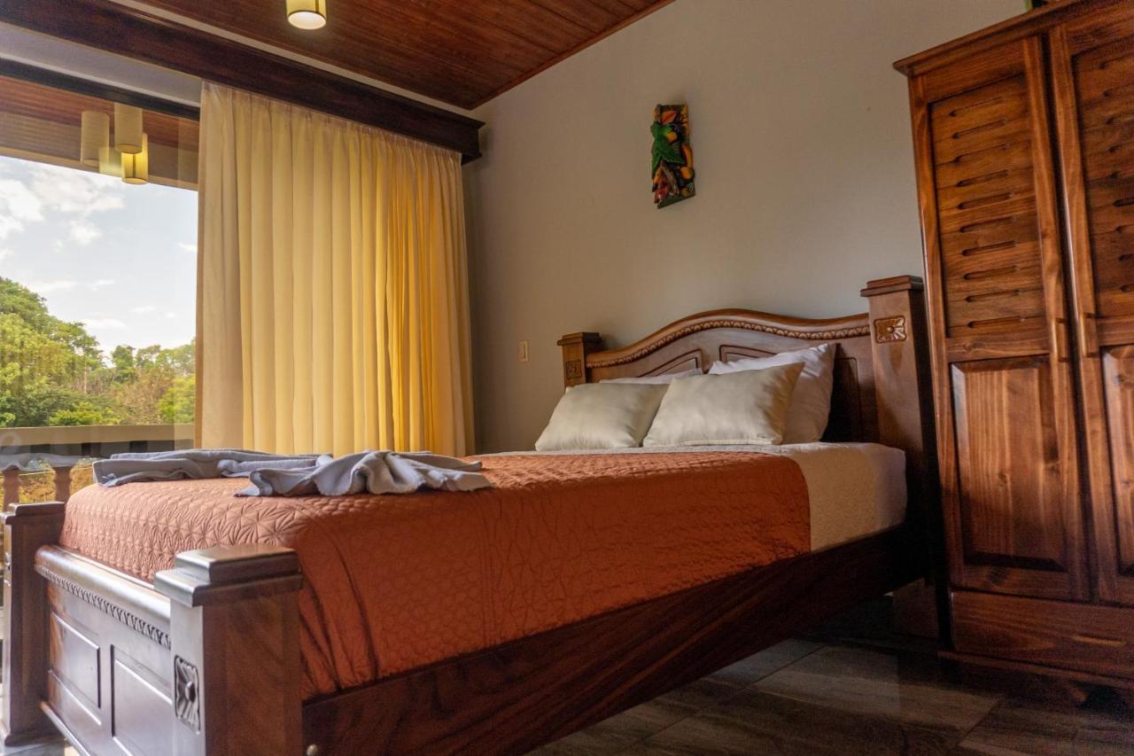 Hotel Margarita And Tour Operator Drakes Bay 外观 照片