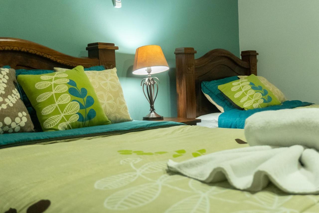 Hotel Margarita And Tour Operator Drakes Bay 外观 照片