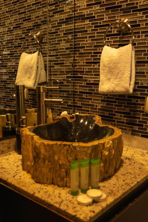 Hotel Margarita And Tour Operator Drakes Bay 外观 照片