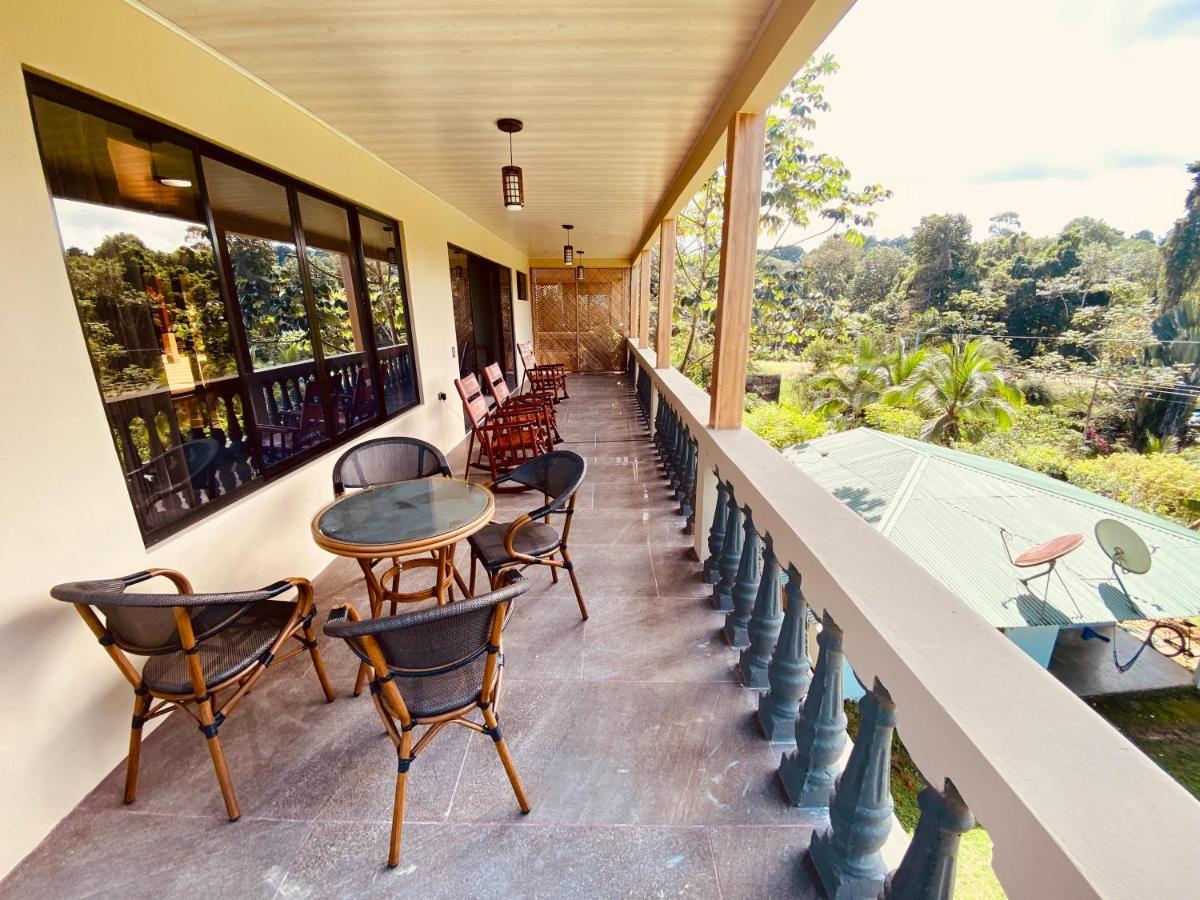 Hotel Margarita And Tour Operator Drakes Bay 外观 照片