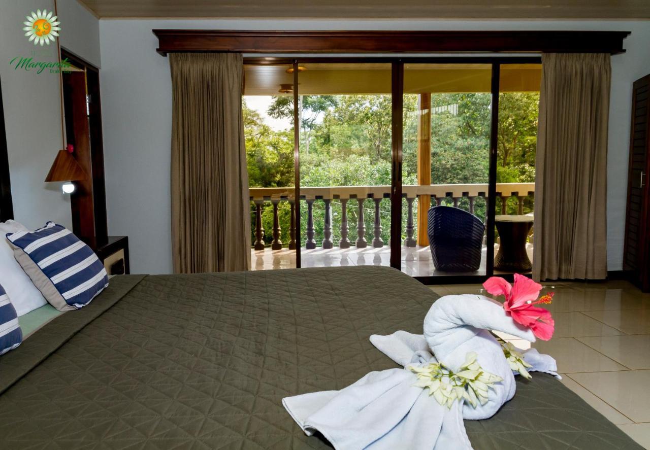 Hotel Margarita And Tour Operator Drakes Bay 外观 照片
