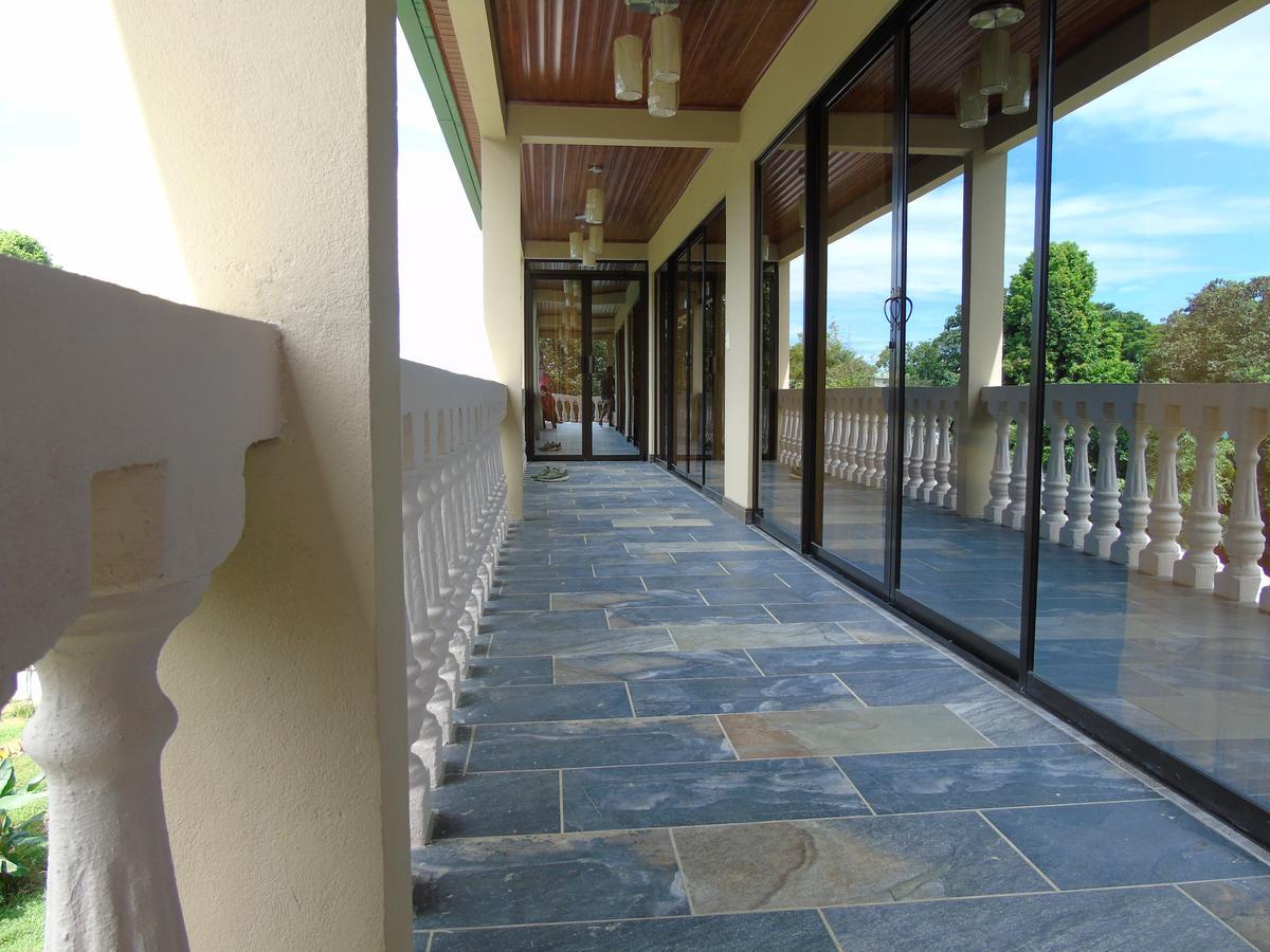 Hotel Margarita And Tour Operator Drakes Bay 外观 照片