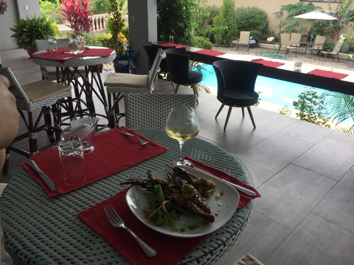 Hotel Margarita And Tour Operator Drakes Bay 外观 照片